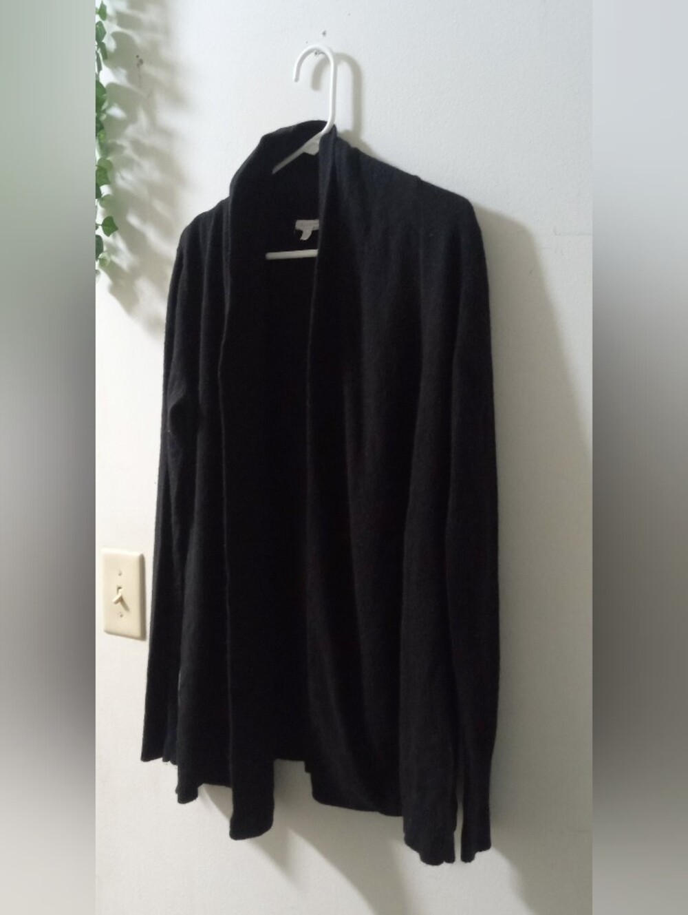 A Pea in the Pod Black Open-Front  Cardigan